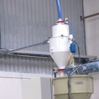 Abastecimento de Compostos de PVC em P em Extrusoras